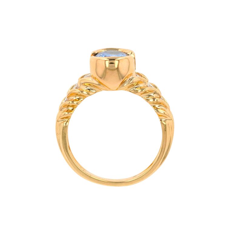Ring sapphire 1.96 carat...