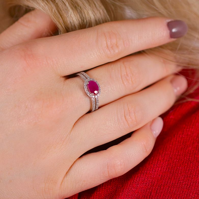 Ring ruby 1.06 carat and...