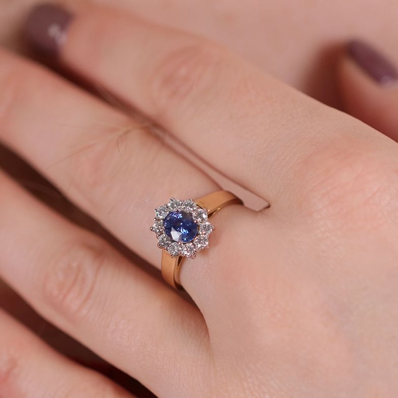 Ring daisy sapphire 1.14...