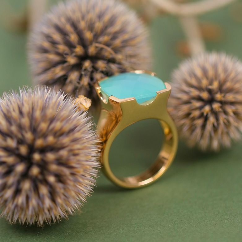 Ring calcedoine 6.08 carats...