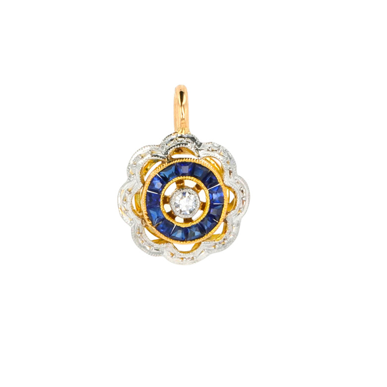 Vintage pendant with 0.13...