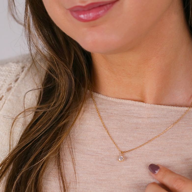 Diamond necklace 0.49 carat...