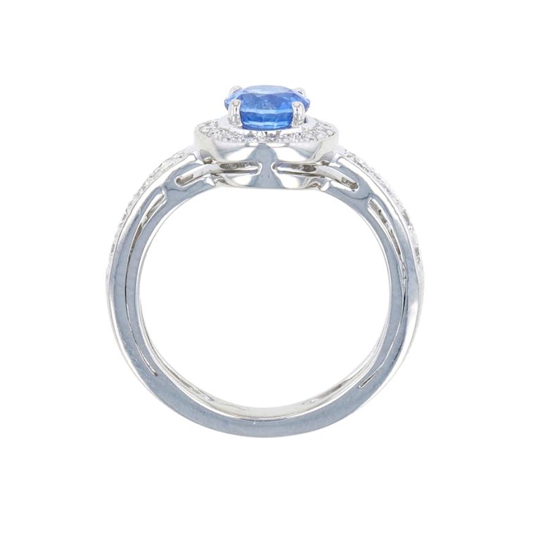 Ring sapphire 0.76 carat...