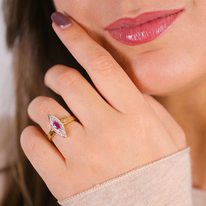 Ring marquise ruby 0.29...
