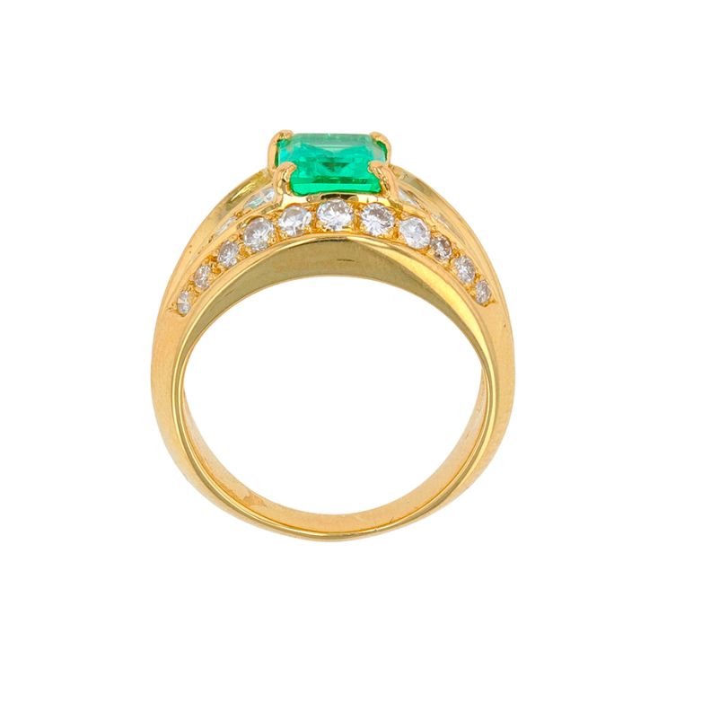 Ring emerald 1.22 carat and...
