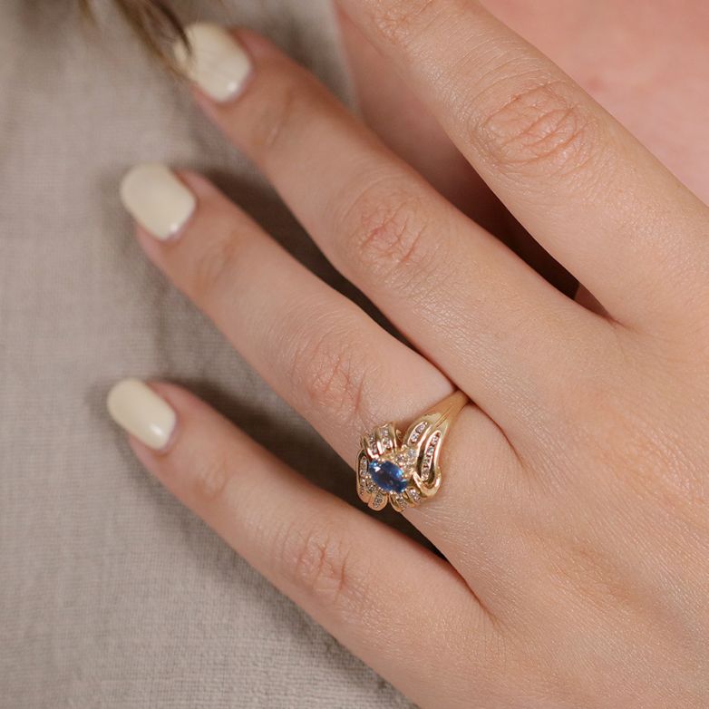 Ring sapphire 0.30 carat...