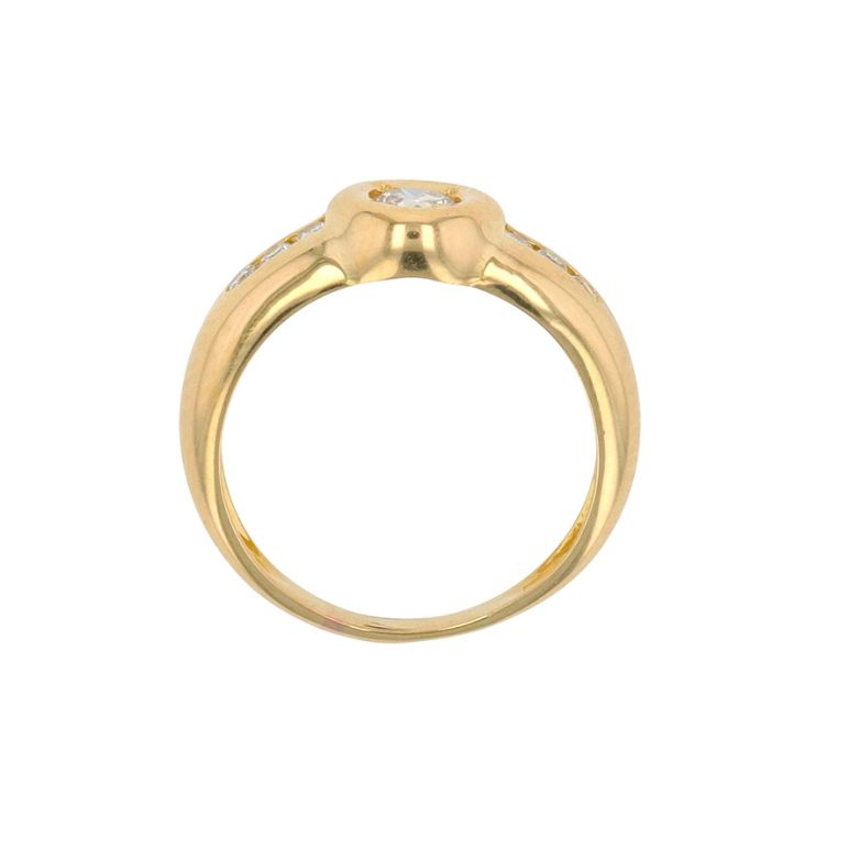 Diamond ring 0.38 carat...