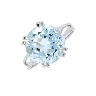 Aquamarine ring 4.96 carats...