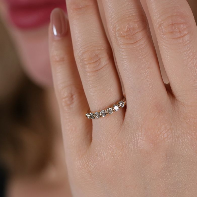 Wedding ring, full diamond...