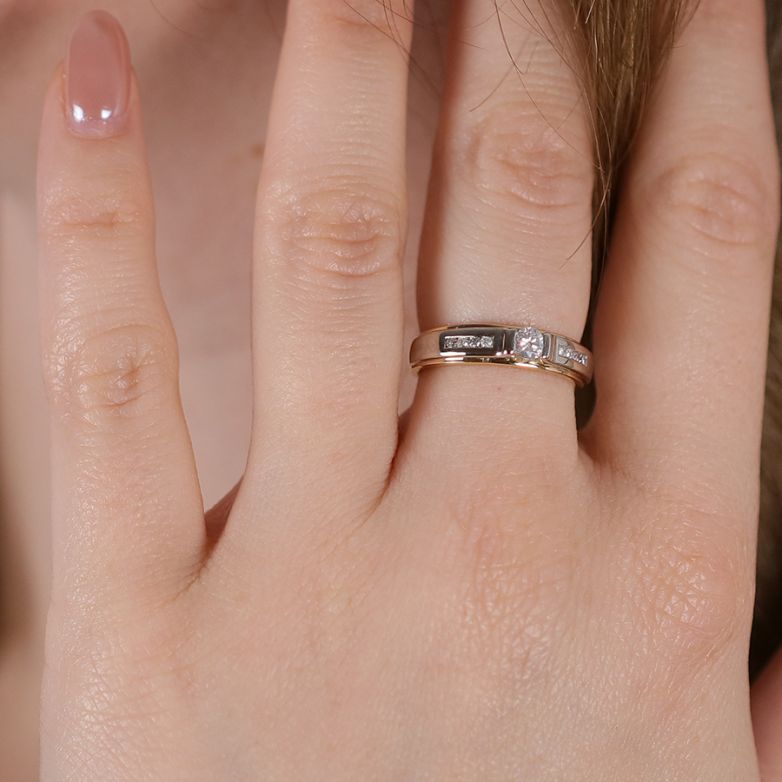 Diamond ring 0.24 carat 2...