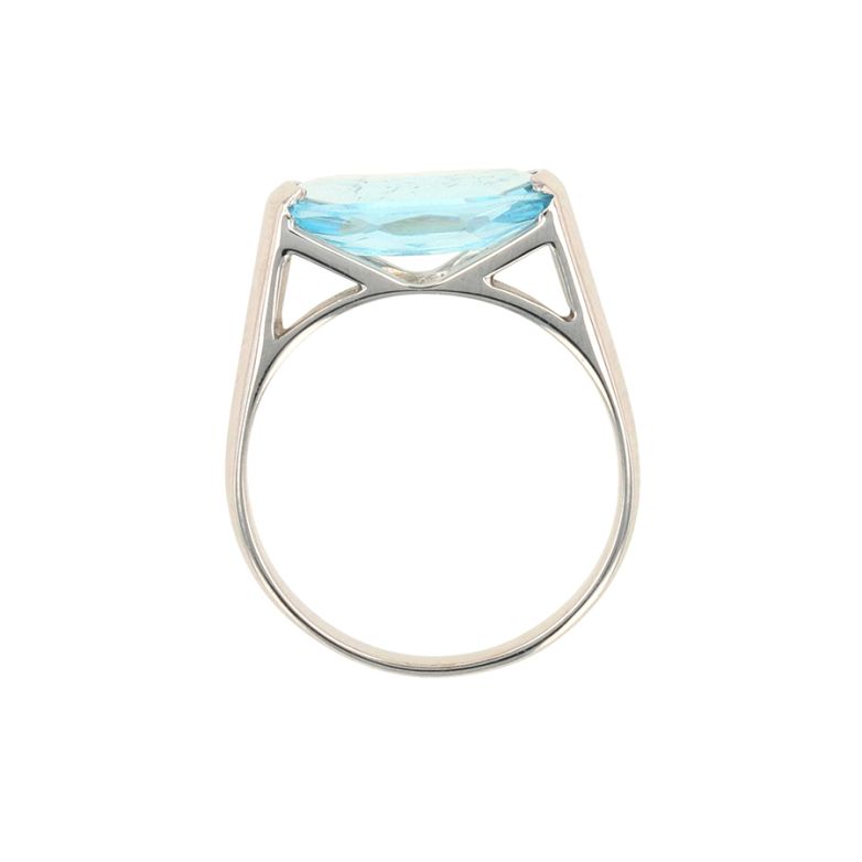 Ring topaz 2.52 carats...