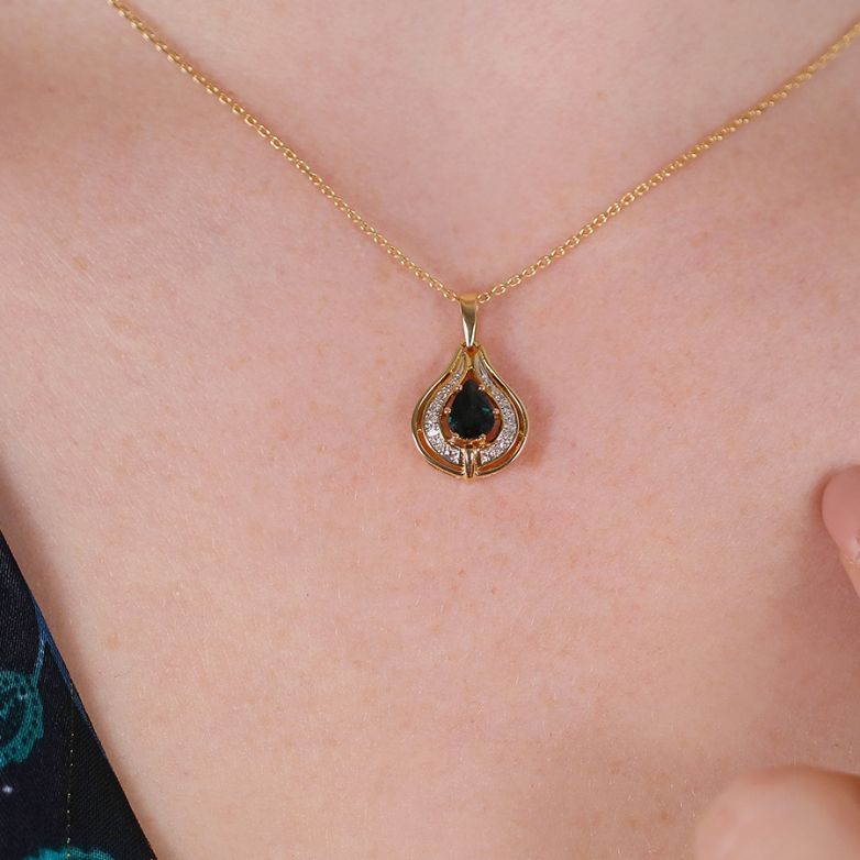 Pendant sapphire 0.73 carat...