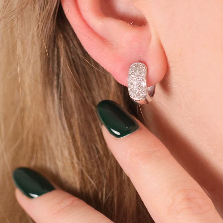 Earrings diamonds 0.68...