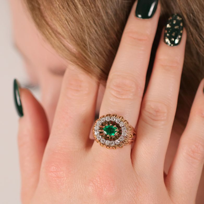 Vintage ring emerald 0.66...