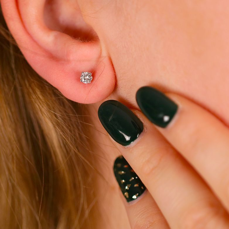 Earrings diamonds 0.30...
