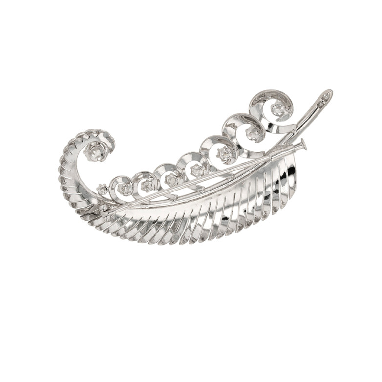 Vintage feather brooch...