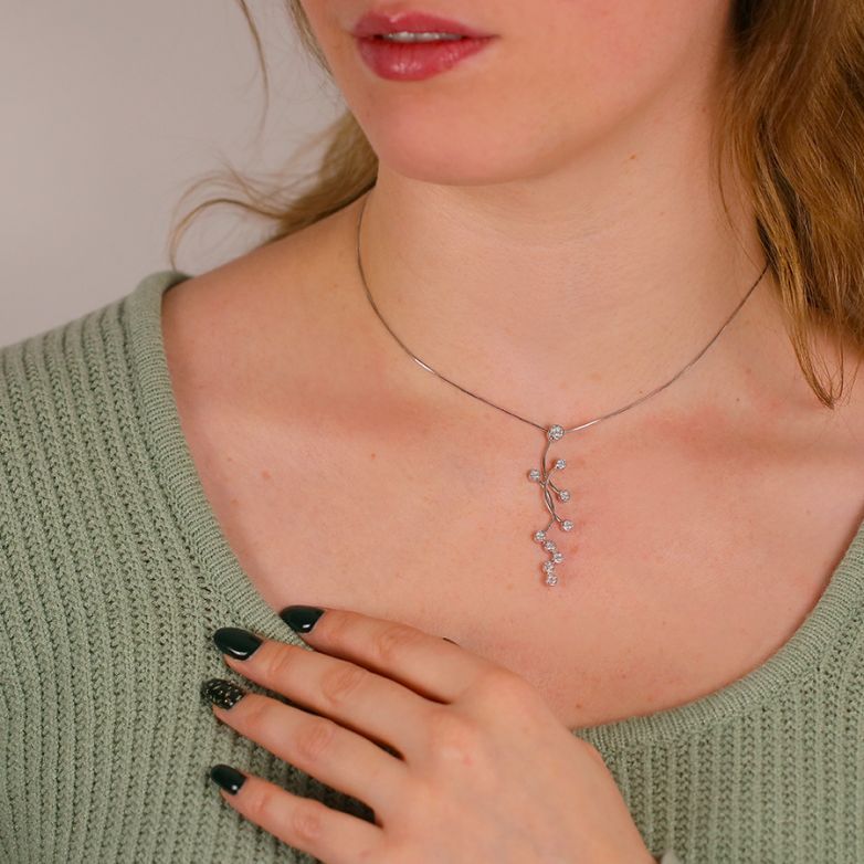 Necklace diamonds 0.44...