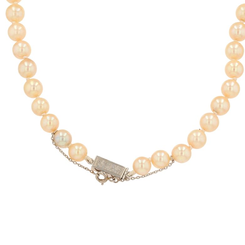 Necklace of white gold...