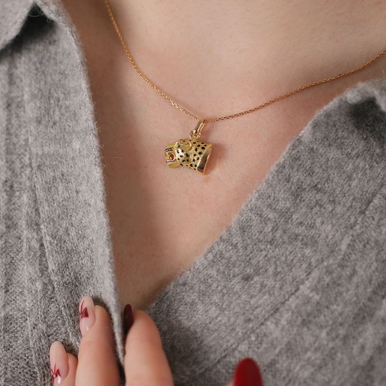 Emerald panther pendant...