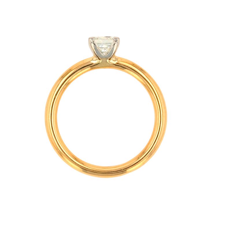 Diamond ring 0.40 carat 2...