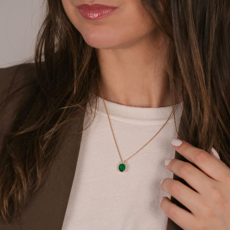 1.62 carat emerald necklace...