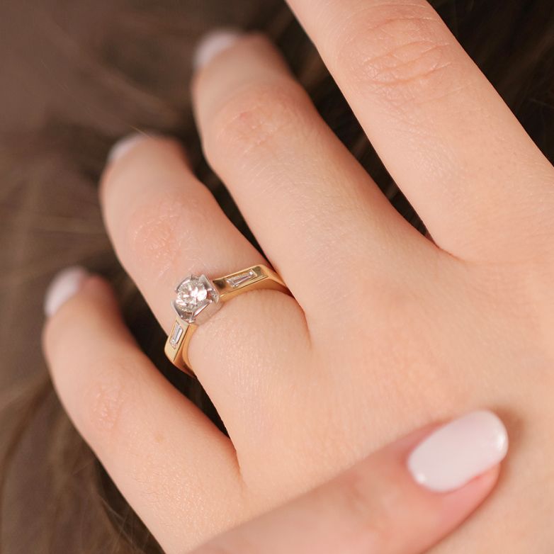 Diamond ring 0.55 carat 2...