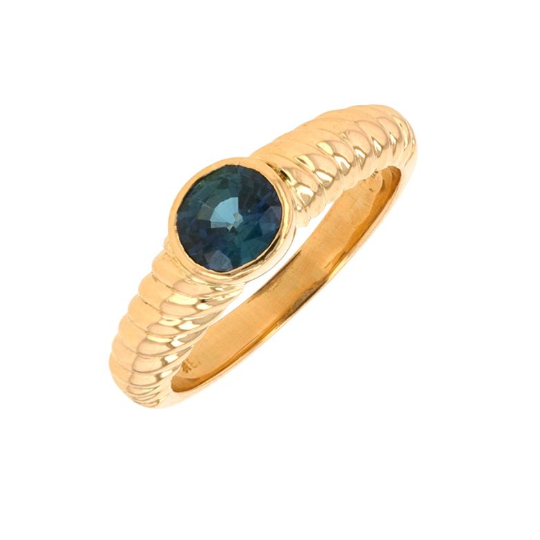 Ring sapphire 0.62 carat...