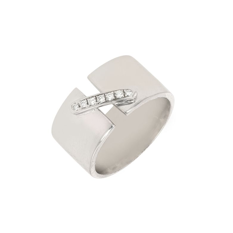 Diamond ring 0.07 carat...