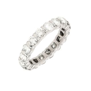 Wedding ring full diamond...