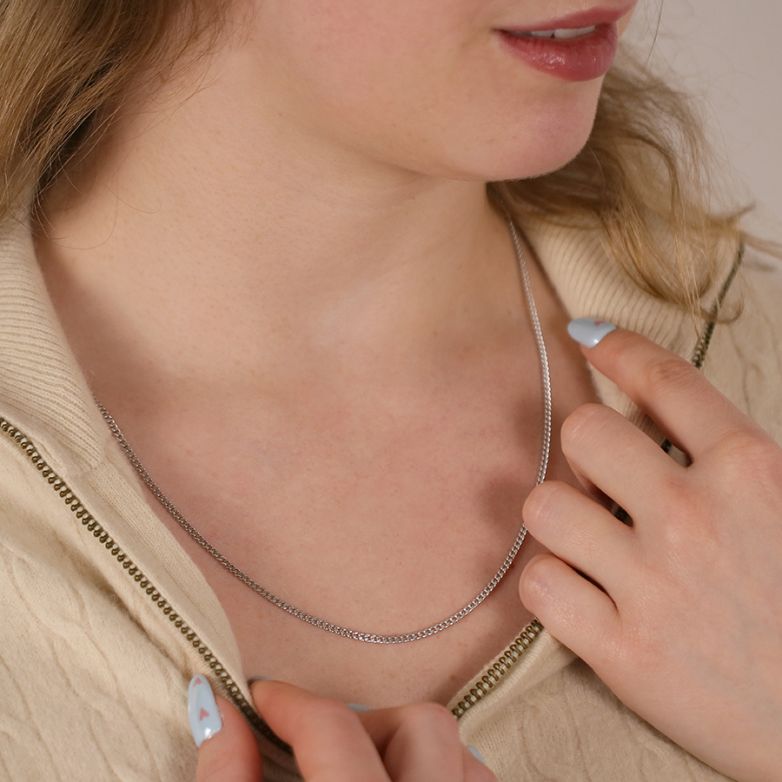 White gold gourmet chain...