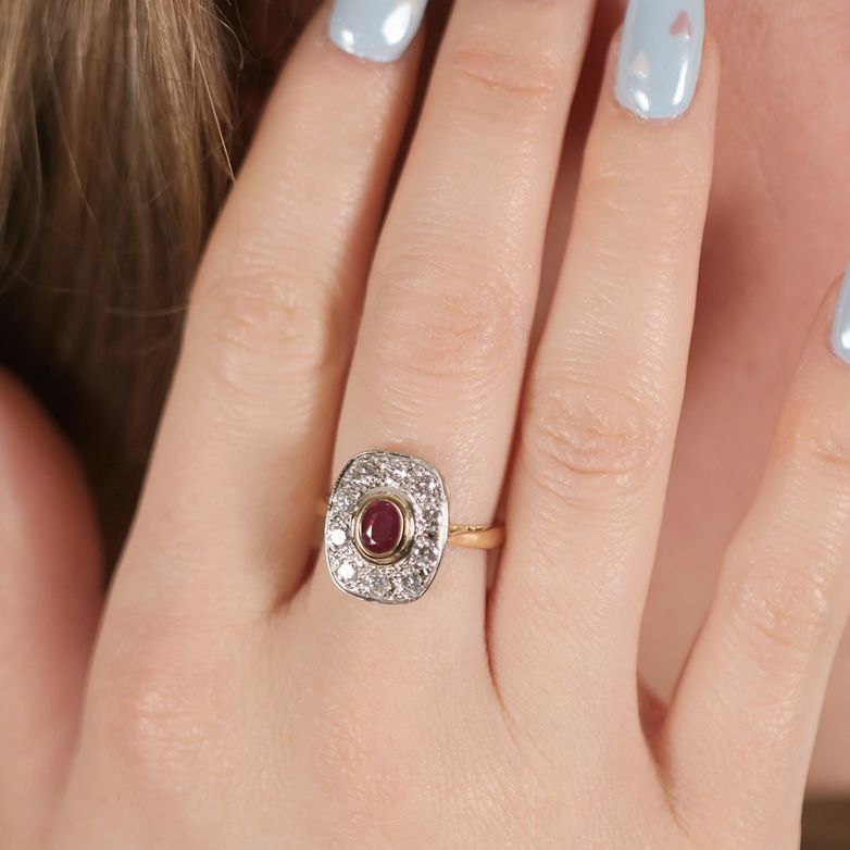 Vintage ring ruby 0.77...