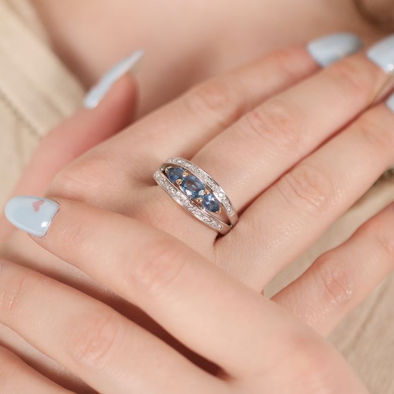 Ring sapphires 1.86 carat...
