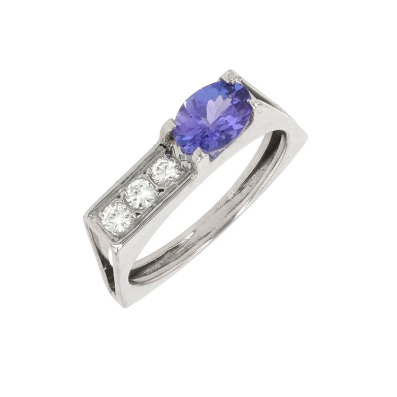 Tanzanite ring 0.68 carat...