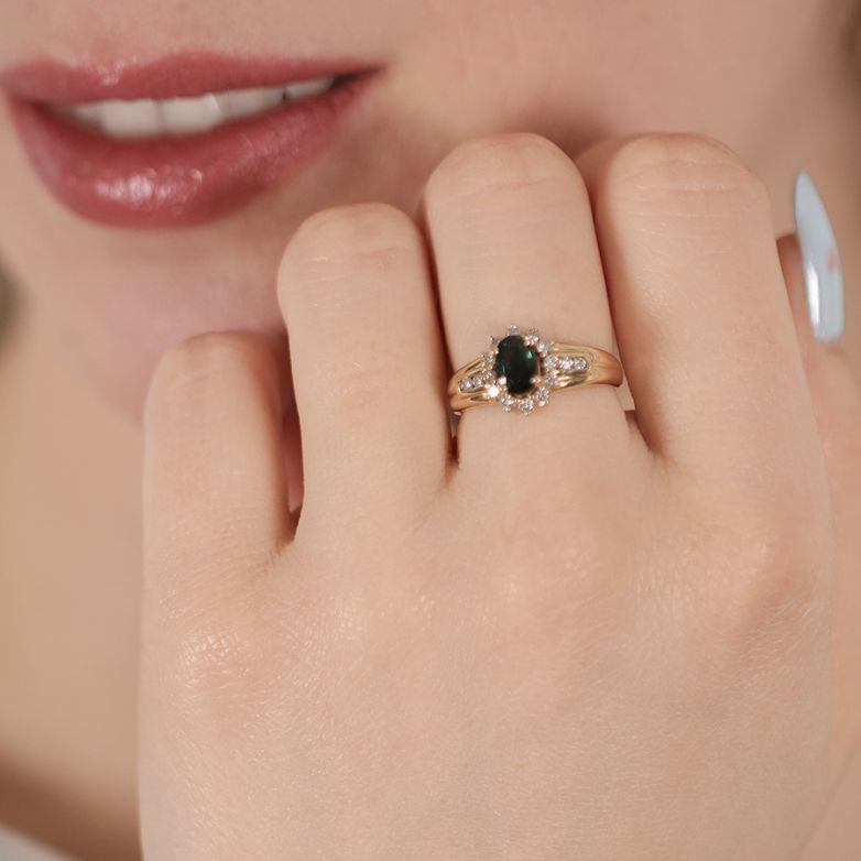 Daisy ring sapphire 0.83...
