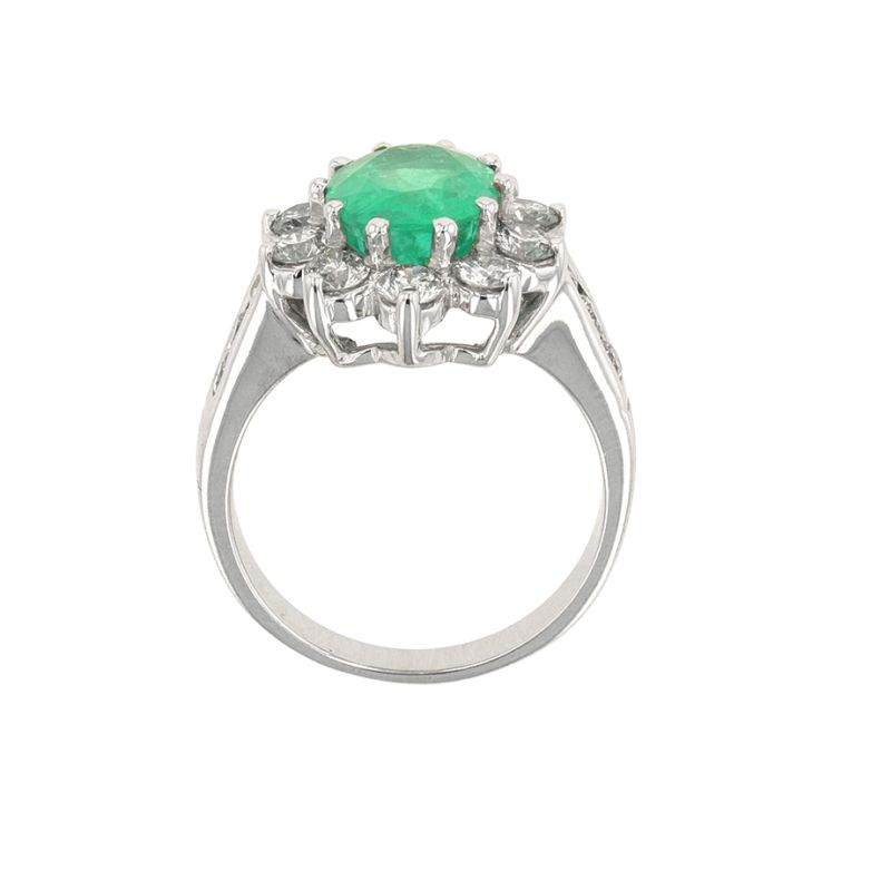 Emerald daisy ring 4 carats...