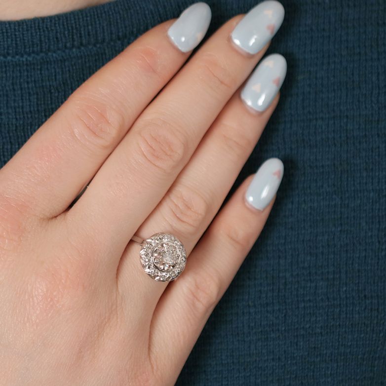 Vintage ring diamonds 1.05...