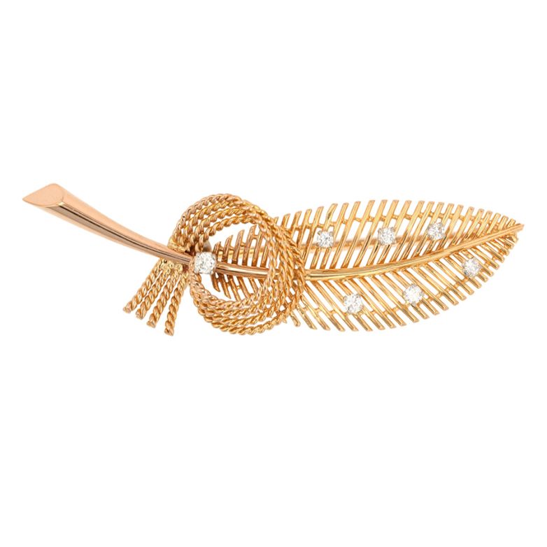 Vintage feather brooch...