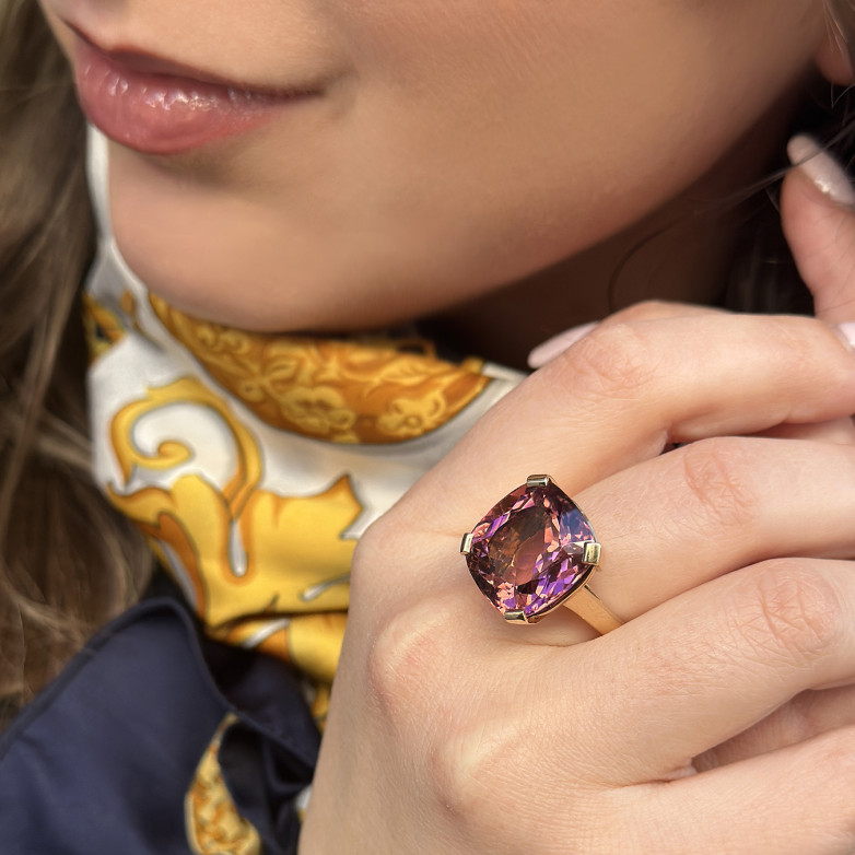 Tourmaline ring 16.44...