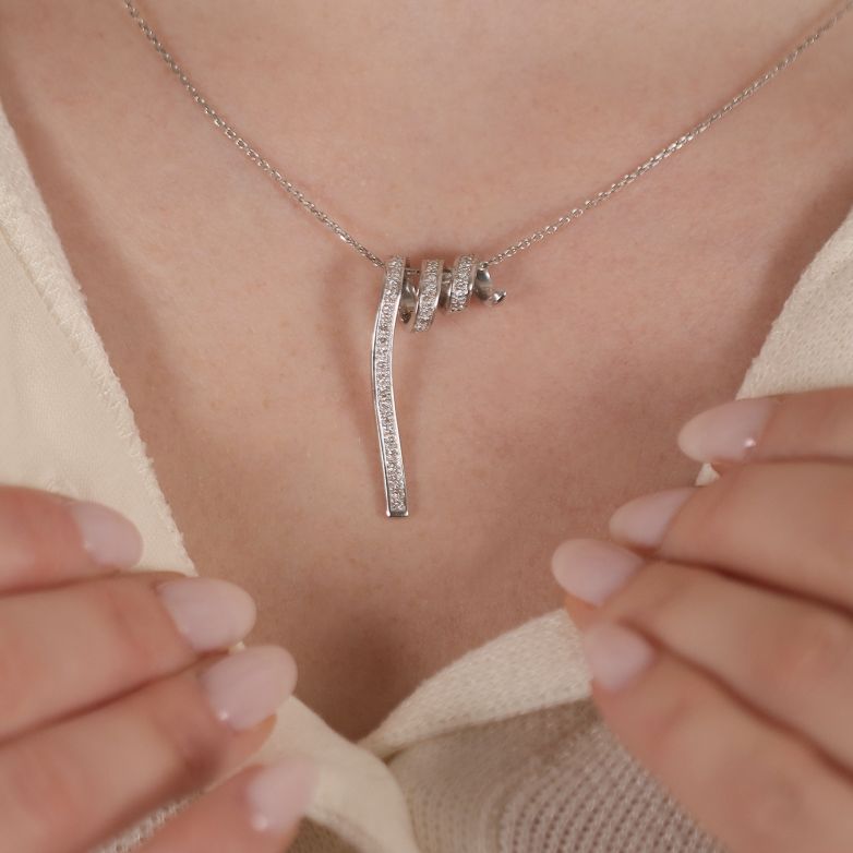 Pendentif diamants 0.39...