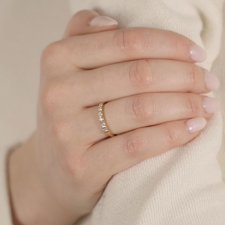 Diamond wedding band 0.18...