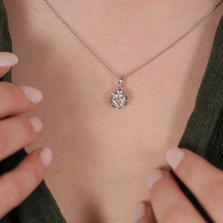 Vintage pendant diamond...