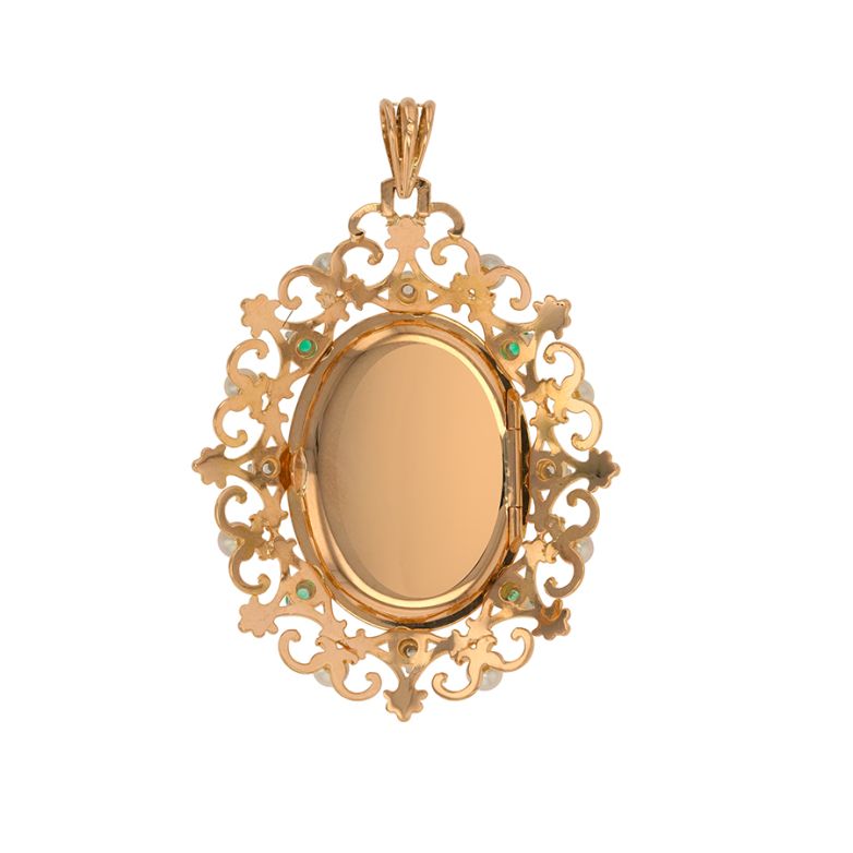 Pendant chrysoprases,...