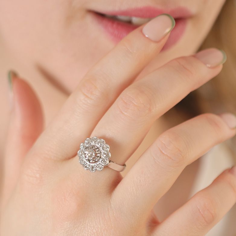 Vintage ring diamonds 1.09...