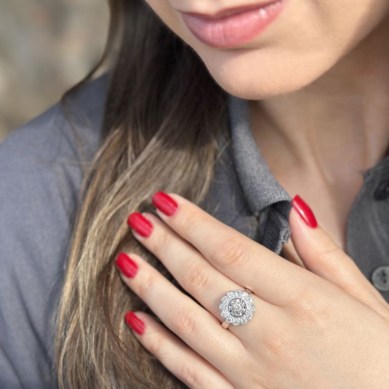 Vintage ring diamonds 1.09...