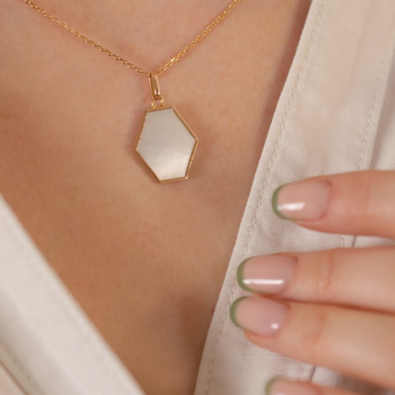 Reversible mother-of-pearl...