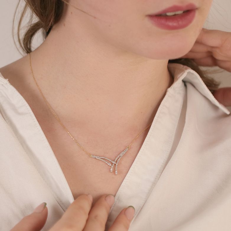 Necklace diamonds 0.21...
