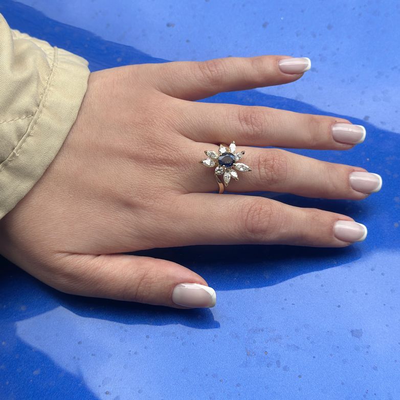 Ring sapphire 1.09 carat...