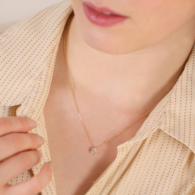 Diamond necklace 0.52 carat...
