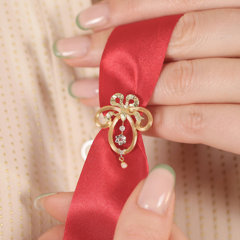 Antique scarf clip with...