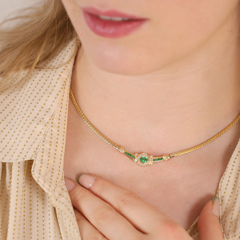 Necklace emeralds 0.49...
